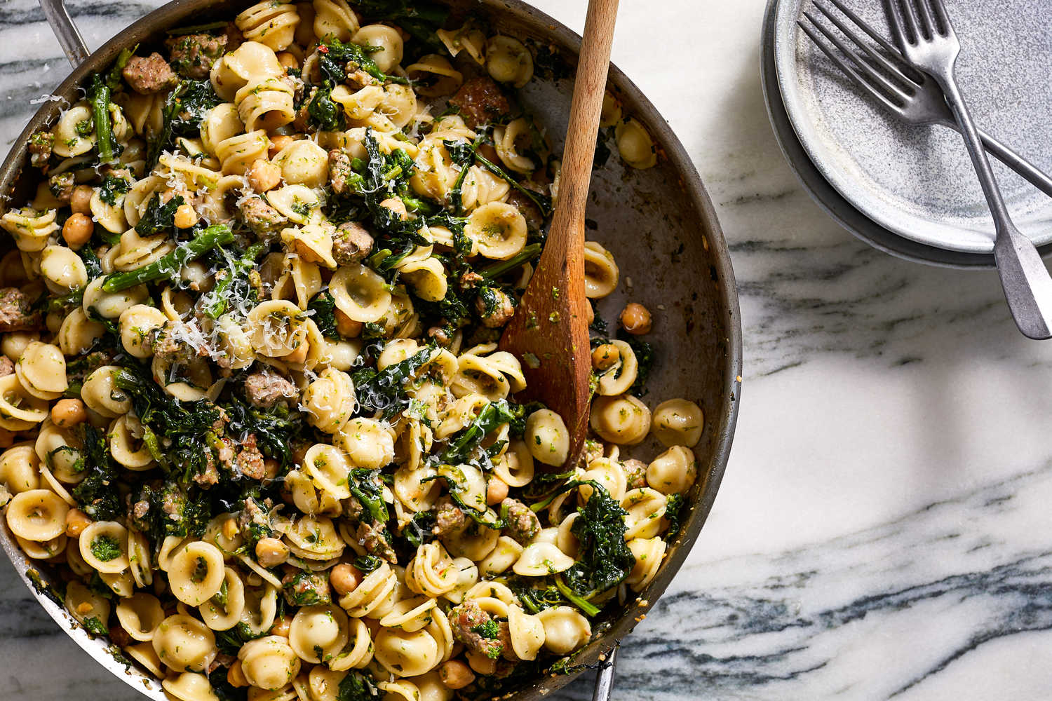 Pasta With Spicy Sausage Broccoli Rabe and Chickpeas